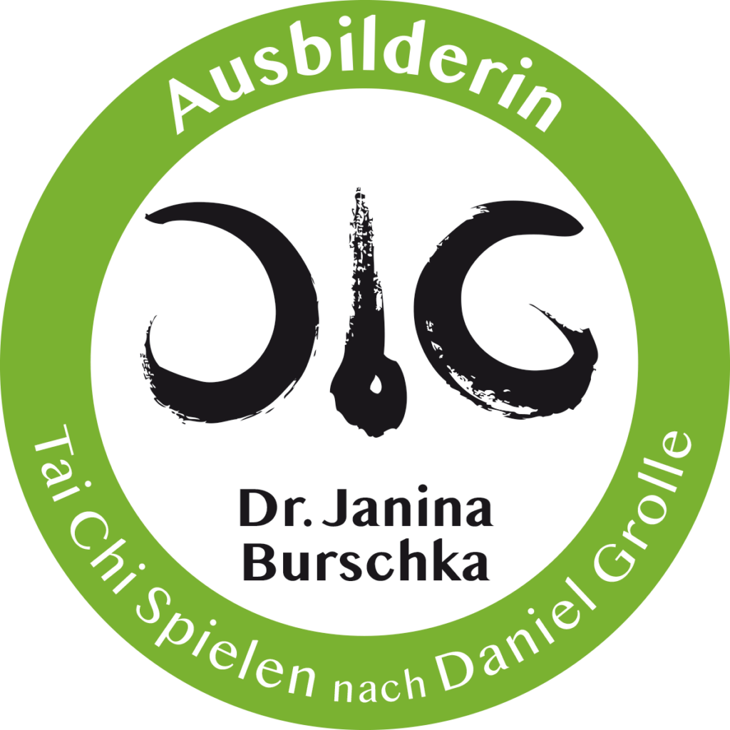 Dr. Janina Burschka Ausbilderin Tai Chi Spielen
